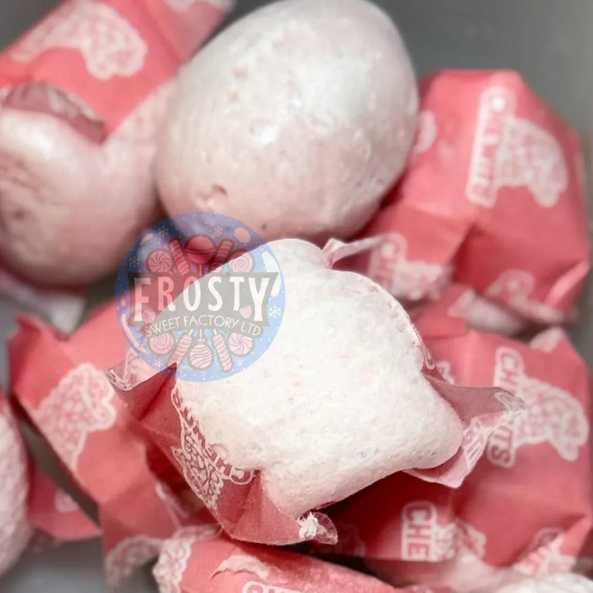 Freeze Dried Sweets Chewit Cloud Blocks Strawberry Flavoured Vegetarian Halal Candy Sweets - Frosty Sweet Factory