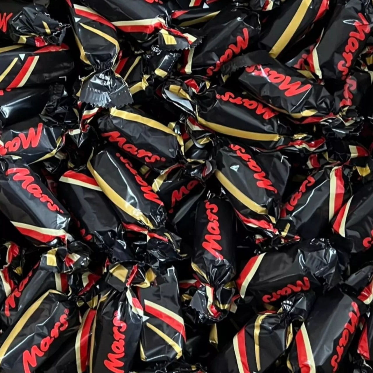 Celebrations Choose Your Own Chocolate Pick N Mix Vegetarian Halal Chocolate Candy Sweet Snacks