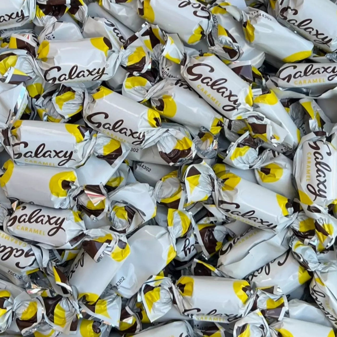 Celebrations Choose Your Own Chocolate Pick N Mix Vegetarian Halal Chocolate Candy Sweet Snacks