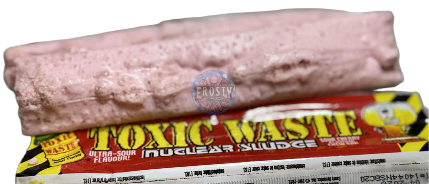 Freeze Dried Chew Bar Toxic Waste Nuclear Sludge Chew Bar Cherry Chew Bar Sour Sweets Candy - Frosty Sweet Factory