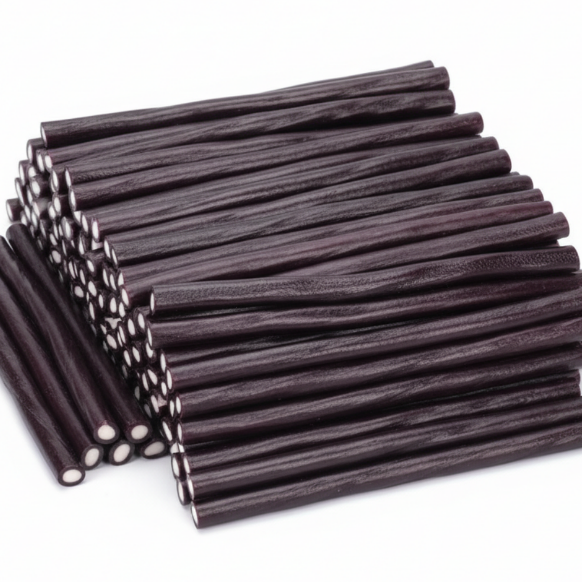 Blackcurrant liquorice pencils, packaging-free, edge-to-edge