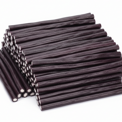 Blackcurrant liquorice pencils, packaging-free, edge-to-edge