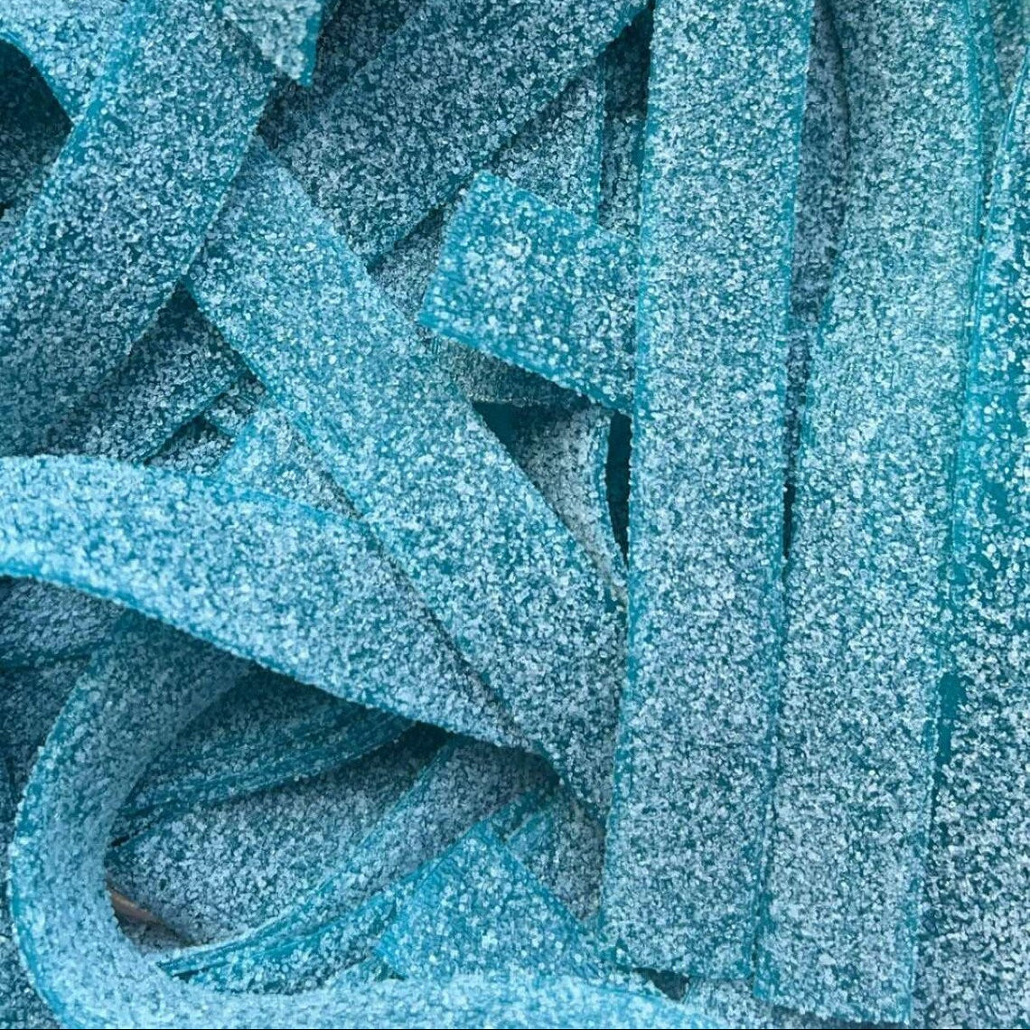 Sweetzone Fizzy Blue Raspberry Belts Tub 1.1KG Halal Candy Sweets Pick N Mix Sweet Tubs